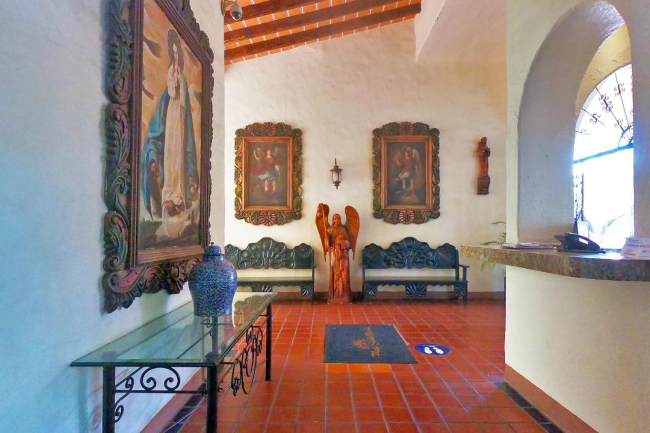 Plaza Santa Maria Hotel Puerto Vallarta Exterior photo